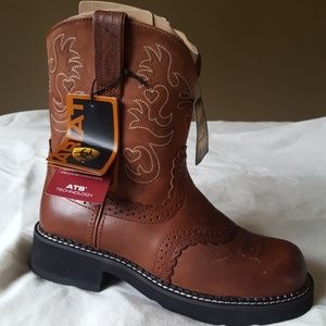 NWT Ariat Fatboy Saddle boots